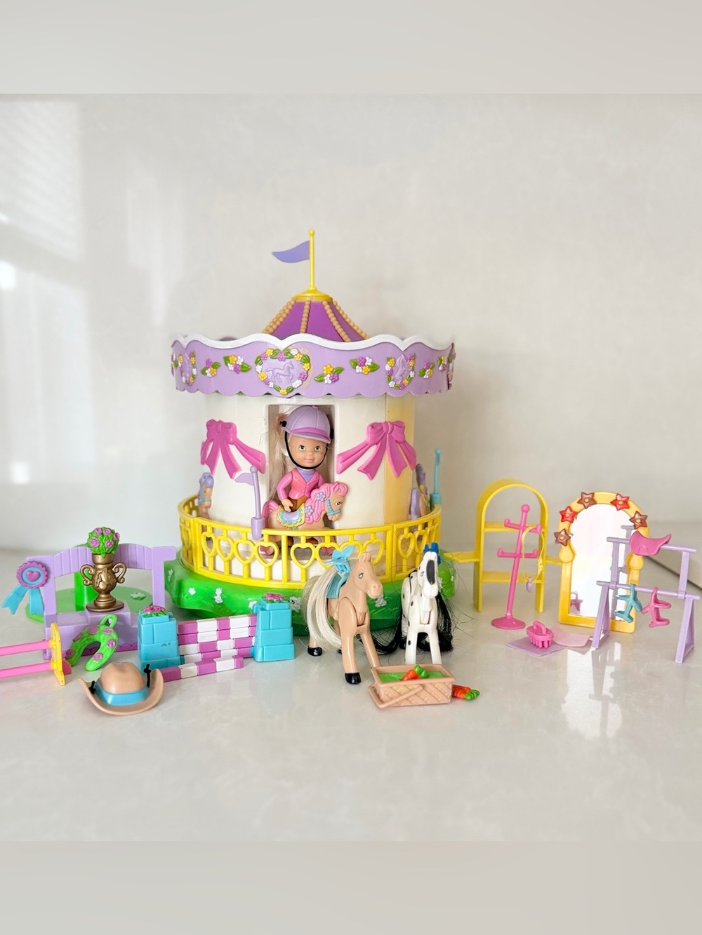 Vintage 1999 Miss Party Surprise PONY PARTY Deluxe Playset